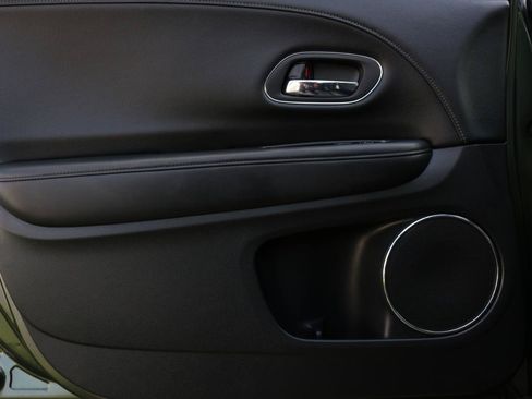 Used 2016 Honda HR-V EX-L image 15
