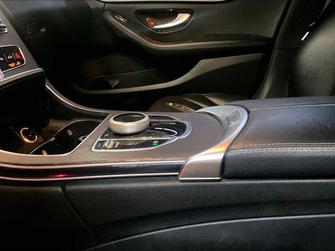 Used 2021 Mercedes-Benz C 300 4MATIC Sedan image 20