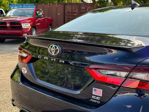 Used 2021 Toyota Camry SE w/ Cold Weather Package AWD/4WD image 15