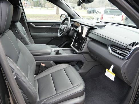 New 2026 GMC Acadia Elevation w/ Black Edition AWD/4WD image 22