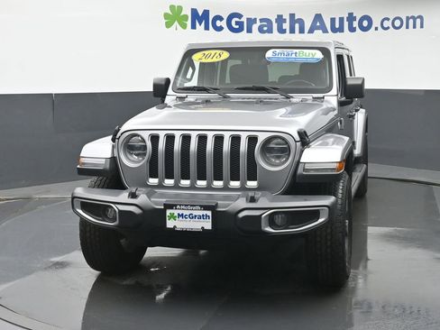 Used 2018 Jeep Wrangler Unlimited Sahara AWD/4WD image 6