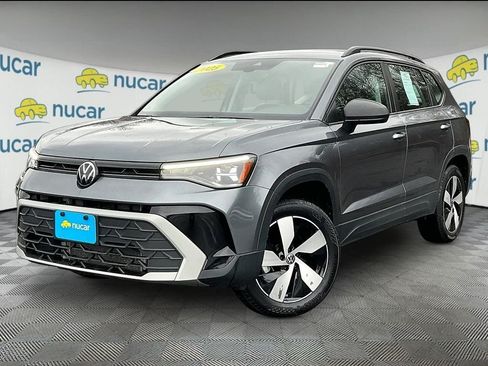 Used 2025 Volkswagen Taos S AWD/4WD image 3
