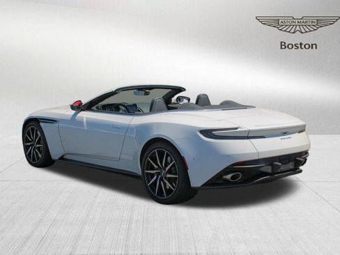 Used 2020 Aston Martin DB11 Volante RWD image 4