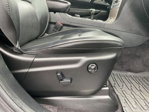 Used 2015 Jeep Grand Cherokee Limited w/ Luxury Group II image 14