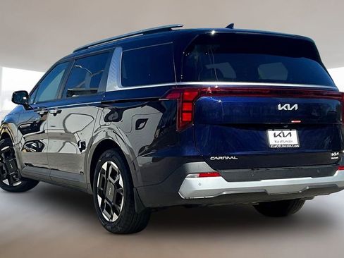 New 2026 Kia Carnival EX image 3