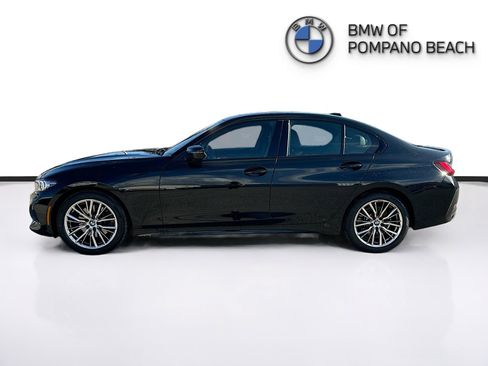 Used 2023 BMW 330i 330i w/ Driving Assistance Package image 4