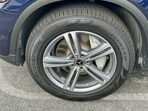 Used 2022 Mercedes-Benz GLC 300 4MATIC image 9