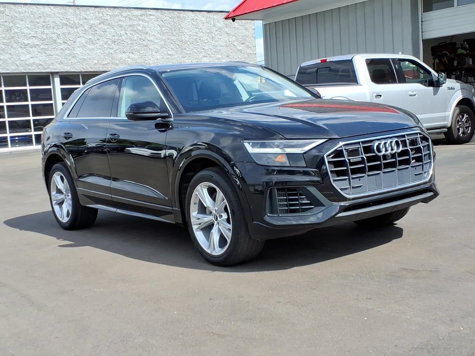 Used 2022 Audi Q8 Premium Plus AWD/4WD image 7