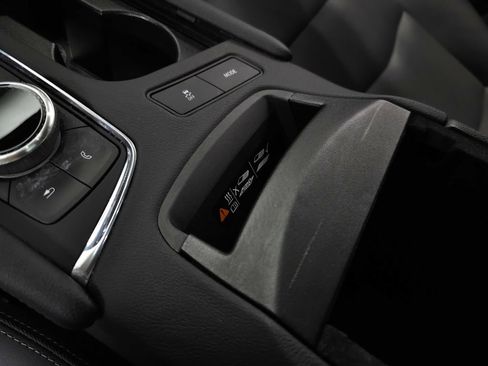 Certified 2023 Cadillac XT5 Sportv AWD/4WD image 35