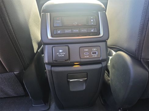 New 2025 Subaru Ascent Bronze Edition image 14