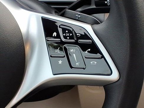 Used 2025 Mercedes-Benz C 300 C 300 image 10