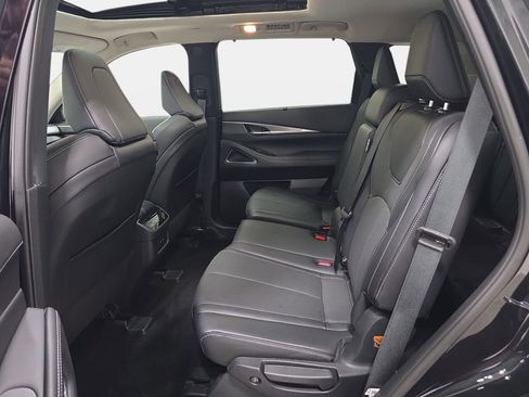 Certified 2026 INFINITI QX60 Luxe w/ Cargo Package image 11