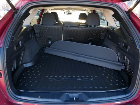 Certified 2025 Subaru Outback Premium image 18