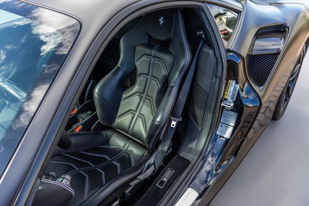 Certified 2018 Ferrari 488 GTB RWD image 43