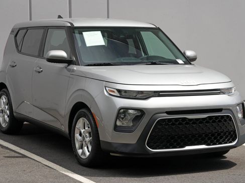 Used 2022 Kia Soul LX w/ Technology Package FWD image 45