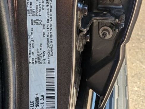 Used 2023 RAM 1500 Big Horn AWD/4WD image 36