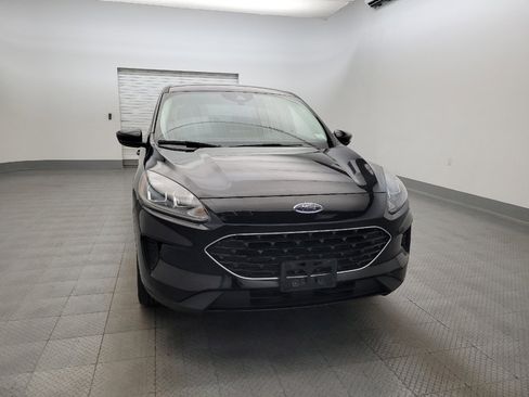 Used 2022 Ford Escape SE w/ SE Sport Appearance Package image 14