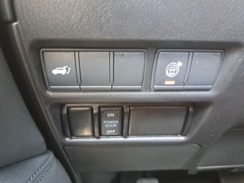 Used 2022 Nissan Armada SL AWD/4WD image 27