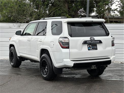 Used 2016 Toyota 4Runner Trail Premium AWD/4WD image 13