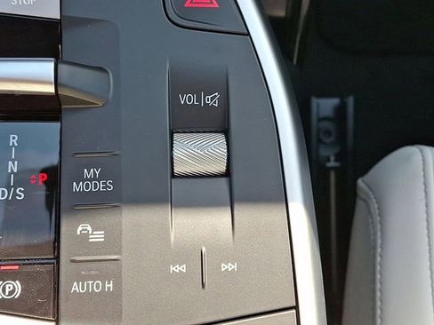 Used 2026 BMW X2 xDrive28i w/ Technology Package image 17