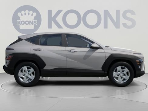 New 2027 Hyundai Kona SE AWD/4WD image 10