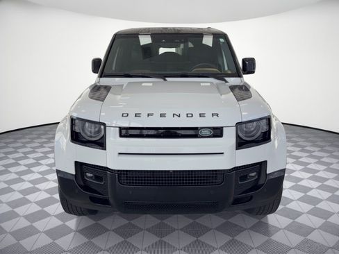 Used 2024 Land Rover Defender 110 X-Dynamic SE AWD/4WD image 6