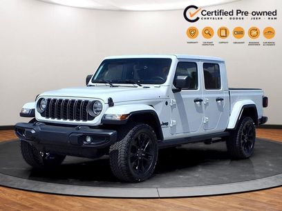 Used 2025 Jeep Gladiator Sport