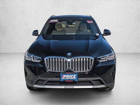 Used 2024 BMW X3 xDrive30i w/ Convenience Package AWD/4WD image 2