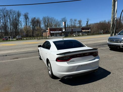 Used 2019 Dodge Charger SXT w/ Leather Interior Group RWD image 8