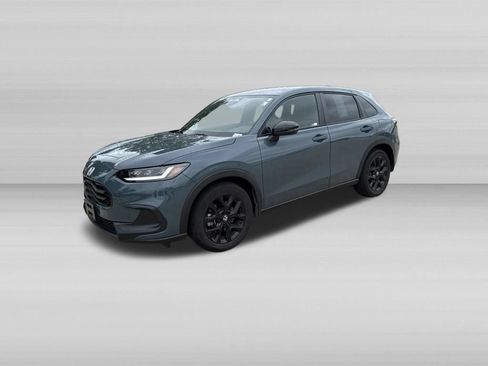 Used 2023 Honda HR-V Sport image 9
