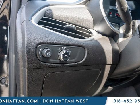 Used 2024 Chevrolet Malibu LT image 15