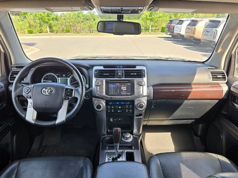 Used 2016 Toyota 4Runner Limited AWD/4WD image 10