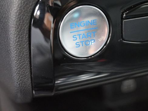 Used 2025 Ford Escape Platinum AWD/4WD image 42