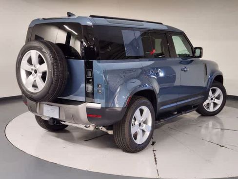 New 2026 Land Rover Defender 110 S AWD/4WD image 3