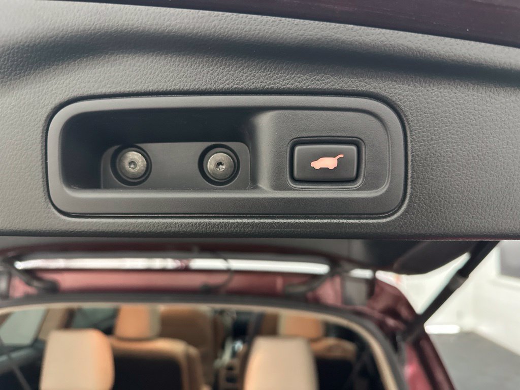Used 2022 Honda Pilot Elite image 37
