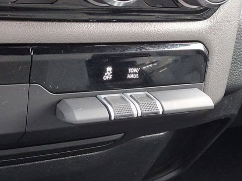 Certified 2022 RAM 1500 Big Horn AWD/4WD image 31