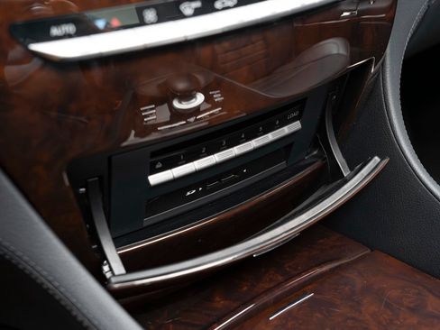 Used 2012 Mercedes-Benz CL 63 AMG image 35