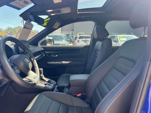 Used 2024 Honda CR-V Sport Touring image 12