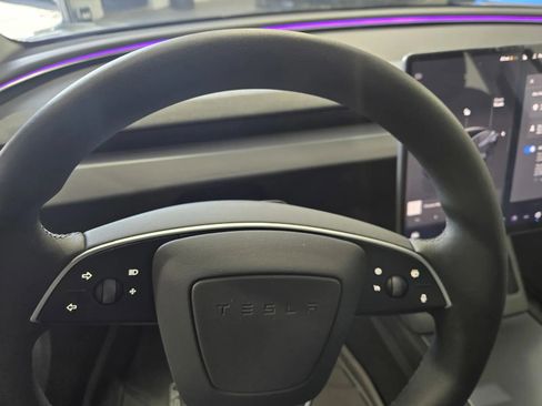 Used 2025 Tesla Model 3 Long Range RWD image 15
