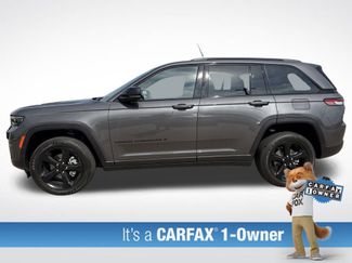 Used 2023 Jeep Grand Cherokee Altitude video 2