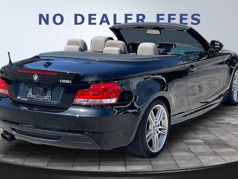 Used 2012 BMW 135i Convertible RWD image 6