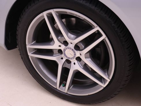 Used 2014 Mercedes-Benz E 350 Coupe image 22