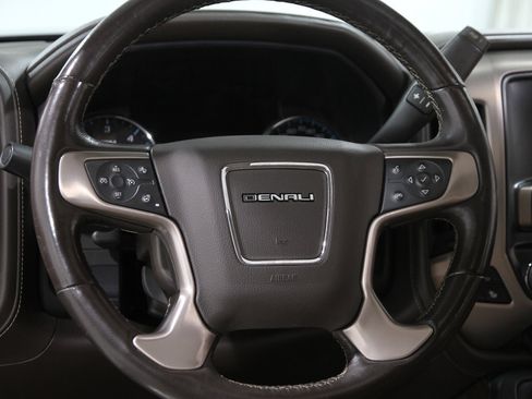 Used 2018 GMC Sierra 1500 Denali w/ Denali Ultimate Package image 9