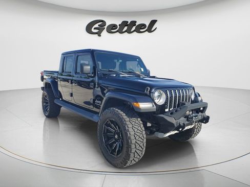 Used 2020 Jeep Gladiator Overland AWD/4WD image 2