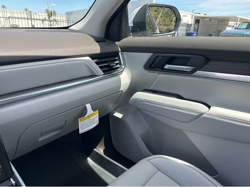 New 2026 GMC Terrain Denali w/ LPO, Floor Liner Package AWD/4WD image 27