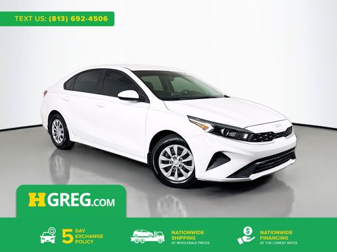 Used 2023 Kia Forte LX FWD image 1