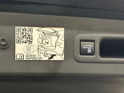 Used 2021 Toyota Sienna XSE w/ XSE Plus Package image 10