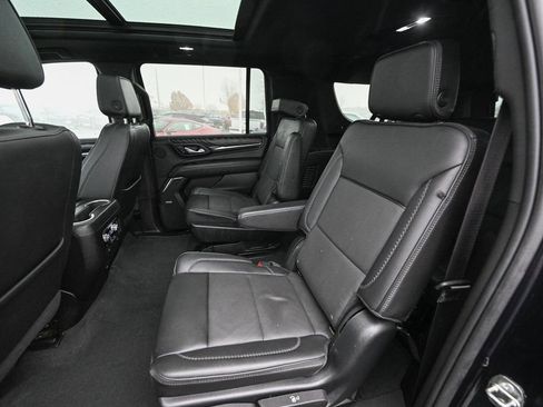 Used 2023 GMC Yukon XL Denali image 21