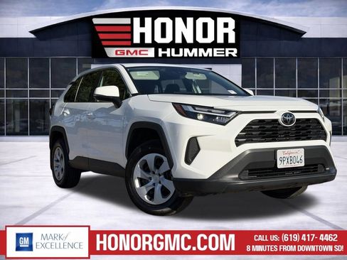 Used 2024 Toyota RAV4 LE image 2