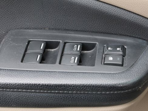 Used 2016 Honda Pilot EX image 13